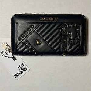 (NWT) Love Moschino large wallet